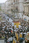 Festa di Sant Agata   procession of Devoti with the golden statue of the saint 